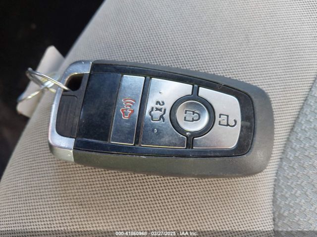 3FA6P0G76JR217889 Ford FUSION S
