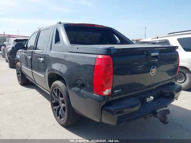 2012 CADILLAC ESCALADE EXT 3GYT4NEF3CG172559 Photo 2