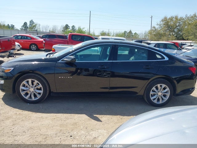 1G1ZD5ST8SF131377 Chevrolet Malibu Fwd 1lt