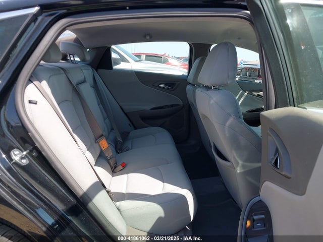 1G1ZD5ST8SF131377 Chevrolet Malibu Fwd 1lt