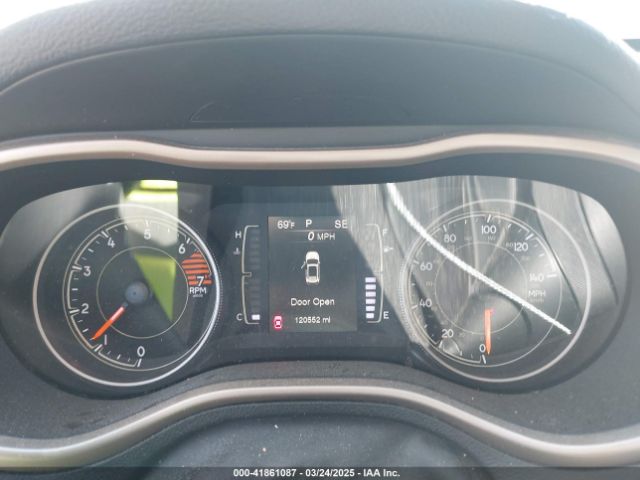 1C4PJLCBXHW572714 Jeep Cherokee Latitude Fwd