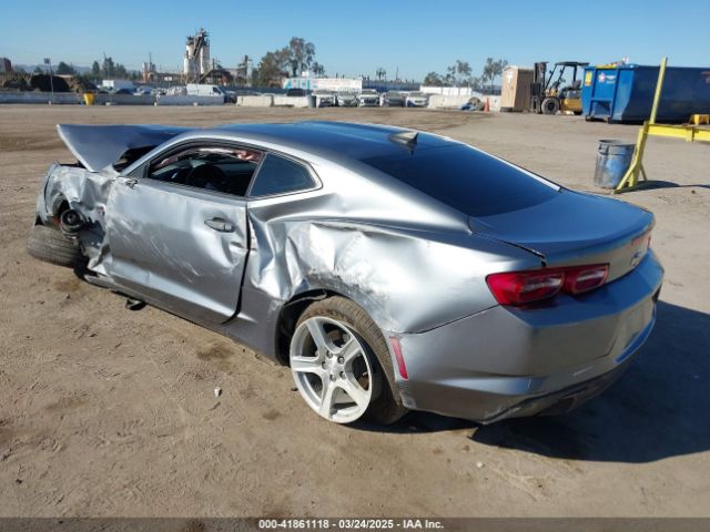 2020 CHEVROLET CAMARO 1G1FB1RX7L0102306 Photo 2