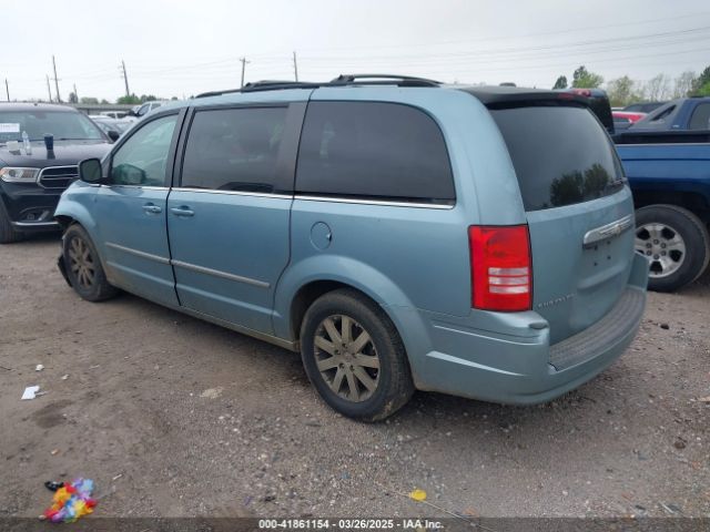 2010 CHRYSLER TOWN & COUNTRY 2A4RR5D1XAR188122 Photo 2