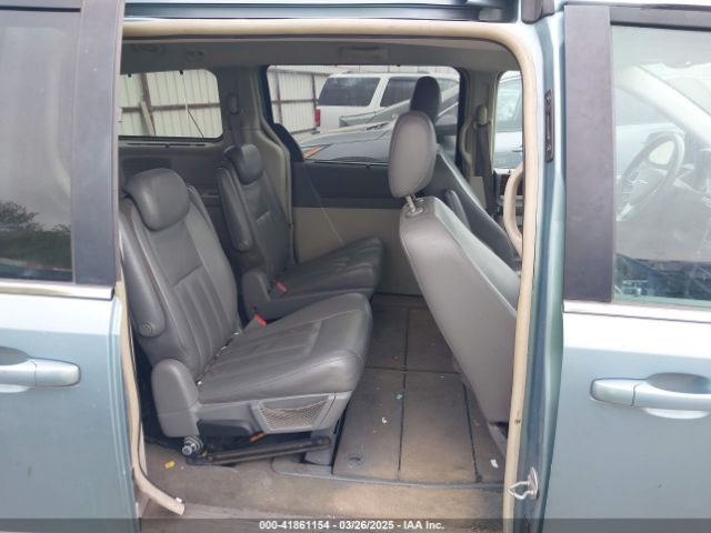 2010 CHRYSLER TOWN & COUNTRY 2A4RR5D1XAR188122 Photo 7