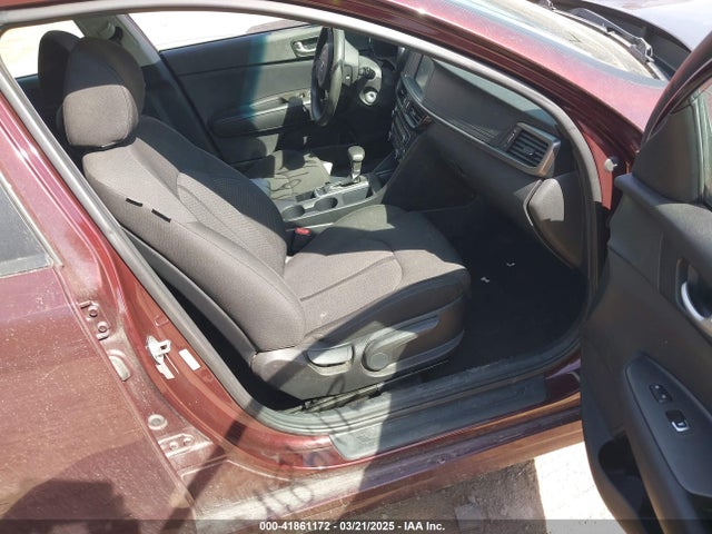 5XXGT4L32JG205631 KIA Optima Lx