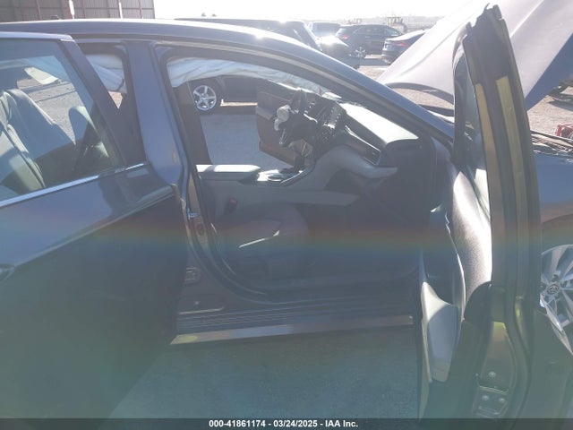 4T1C11AK9PU744078 Toyota CAMRY LE