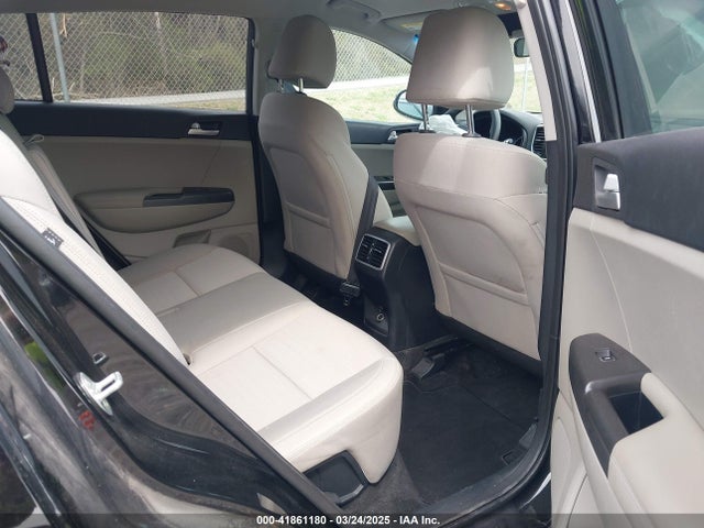 KNDPM3AC2M7878412 KIA Sportage Lx