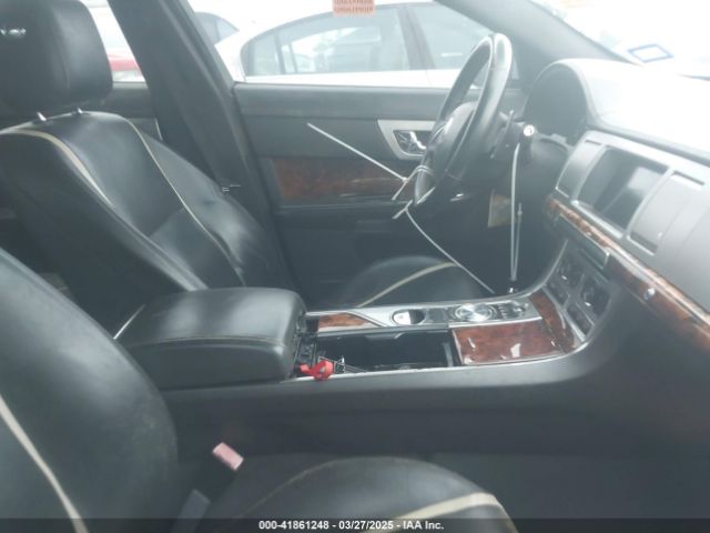 2013 JAGUAR XF SAJWA0E78D8S73547 Photo 4