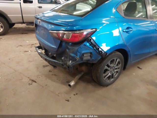 3MYDLBYV5KY514487 Toyota YARIS LE