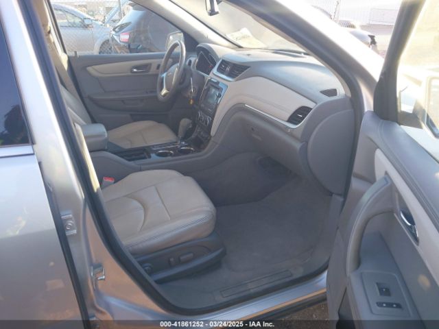 1GNKRHKD8EJ358551 Chevrolet Traverse 2lt