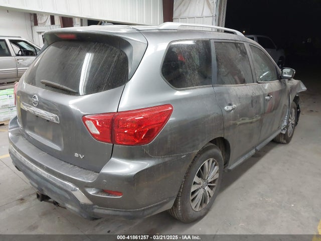 5N1DR2MN5HC686888 Nissan Pathfinder Sv