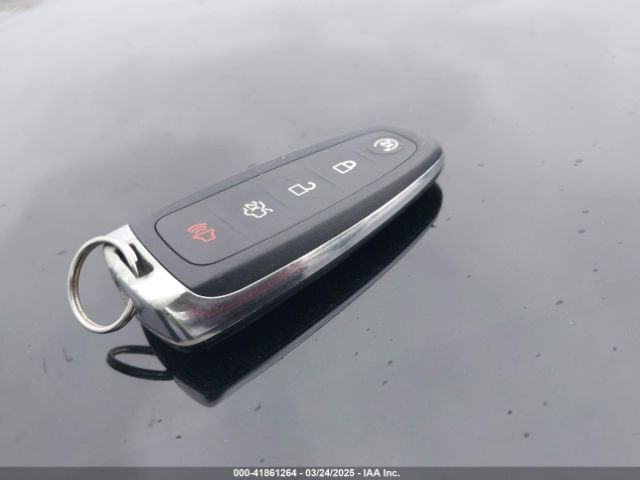 1FADP3N28GL252005 Ford Focus Titanium