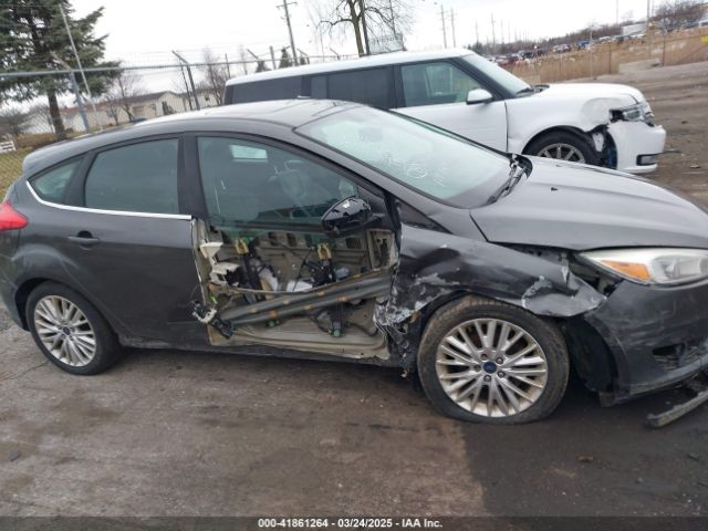 1FADP3N28GL252005 Ford Focus Titanium