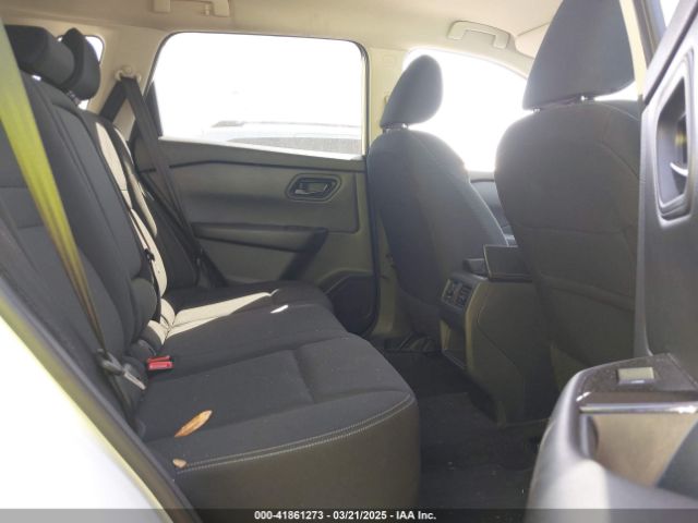 5N1BT3AA9RC671764 Nissan Rogue S Fwd