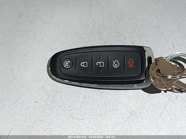 1FMCU0JX0EUD78425 Ford Escape Titanium