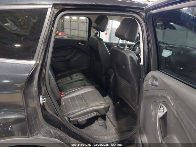 1FMCU0JX0EUD78425 Ford Escape Titanium