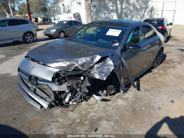 W1K3G4EB8NJ348694 Mercedes-Benz A 220