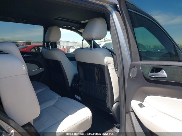 4JGDF6EE9HA829030 Mercedes-Benz Gls 450 4matic