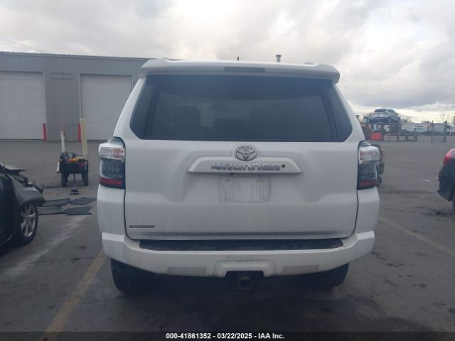 JTEBU5JR1J5605748 Toyota 4RUNNER SR5