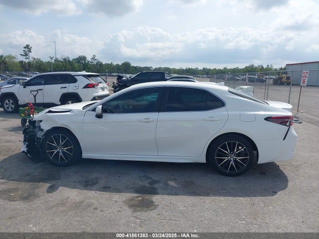 4T1T11AK7NU668664 Toyota CAMRY SE