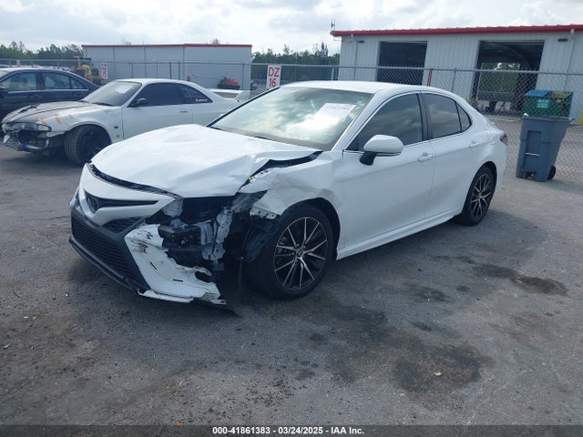 4T1T11AK7NU668664 Toyota CAMRY SE