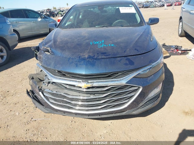 1G1ZD5ST7NF134842 Chevrolet Malibu Fwd Lt