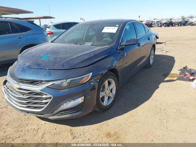 1G1ZD5ST7NF134842 Chevrolet Malibu Fwd Lt