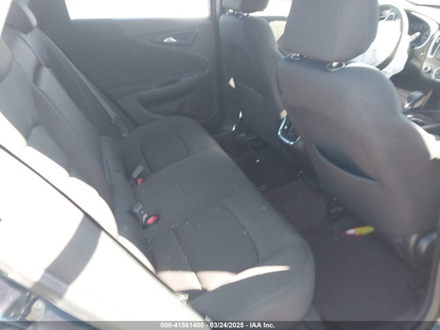 1G1ZD5ST7NF134842 Chevrolet Malibu Fwd Lt