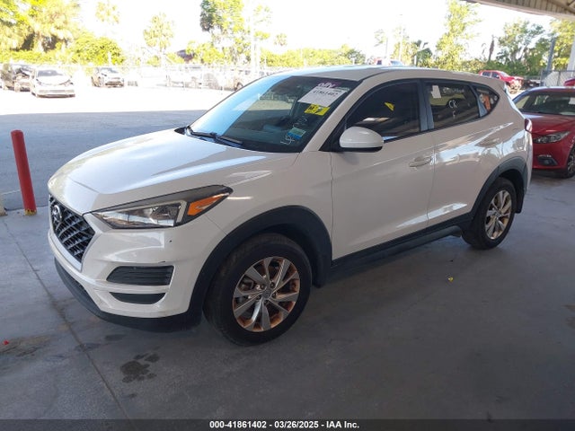 KM8J23A41KU901810 Hyundai TUCSON SE