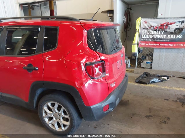 Jeep Renegade 2016 ZACCJBBT4GPD69901 Image 6