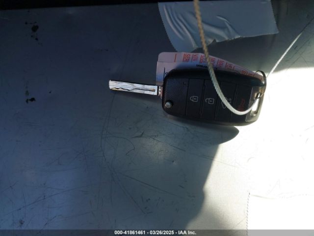 5XYKTCA65FG611522 KIA SORENTO LX