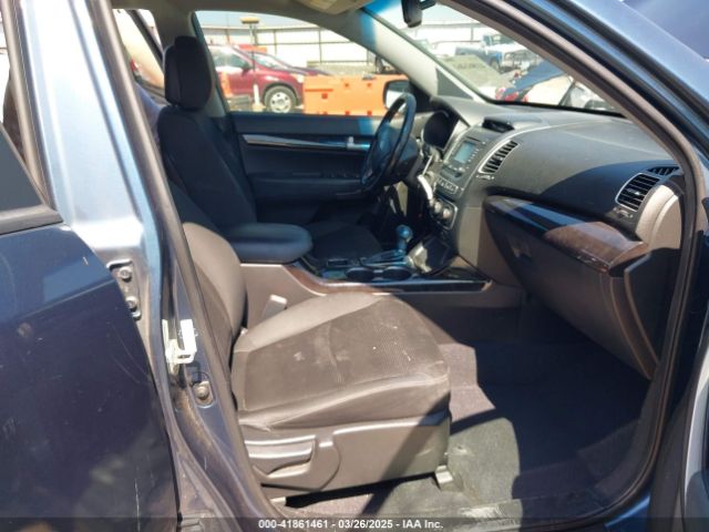5XYKTCA65FG611522 KIA SORENTO LX