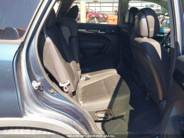 5XYKTCA65FG611522 KIA SORENTO LX