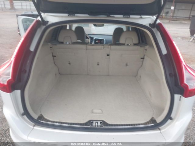 YV449MDKXF2739400 Volvo Xc60 T6