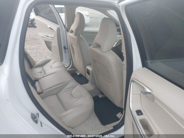 YV449MDKXF2739400 Volvo Xc60 T6