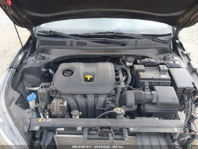 3KPF24AD7LE205405 KIA Forte Lxs