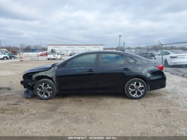 3KPF24AD7LE205405 KIA Forte Lxs