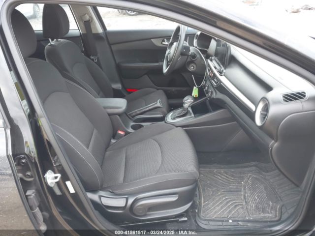 3KPF24AD7LE205405 KIA Forte Lxs