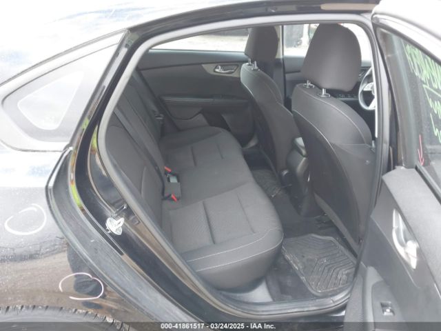 3KPF24AD7LE205405 KIA Forte Lxs