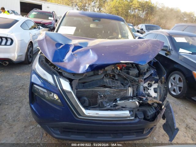 JN8AT3AA8MW018600 Nissan Rogue S Fwd