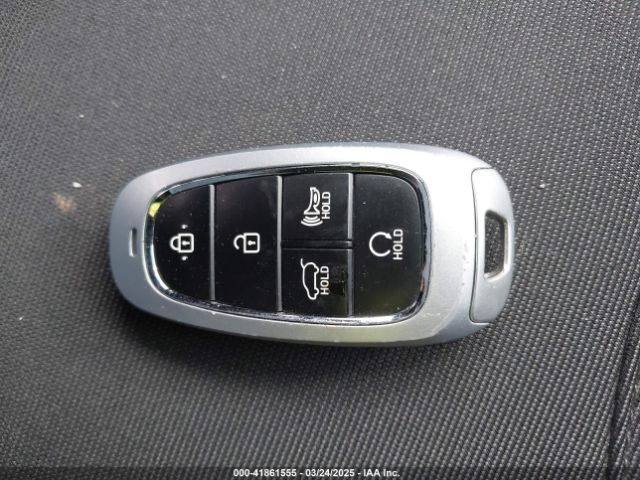KM8JB3AE3PU263964 Hyundai TUCSON SEL