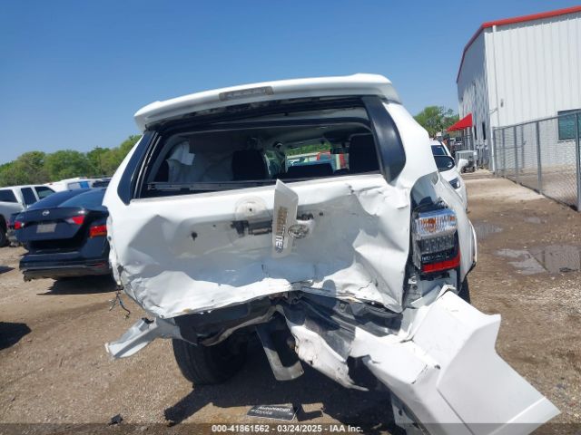 JTEZU5JR0G5135784 Toyota 4RUNNER SR5