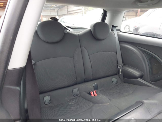2009 MINI COOPER WMWMF33579TW72493 Photo 7