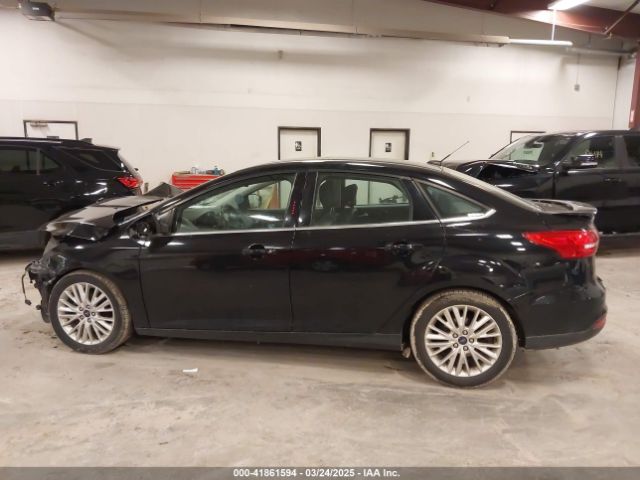 1FADP3J21HL273673 Ford Focus Titanium