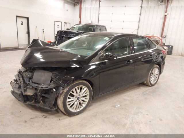1FADP3J21HL273673 Ford Focus Titanium