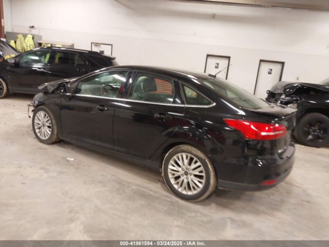 1FADP3J21HL273673 Ford Focus Titanium