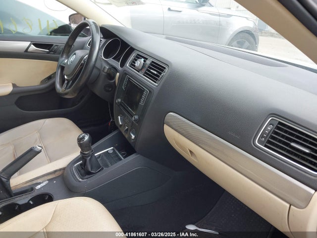 3VWB67AJ8HM339215 Volkswagen Jetta 1.4t Se