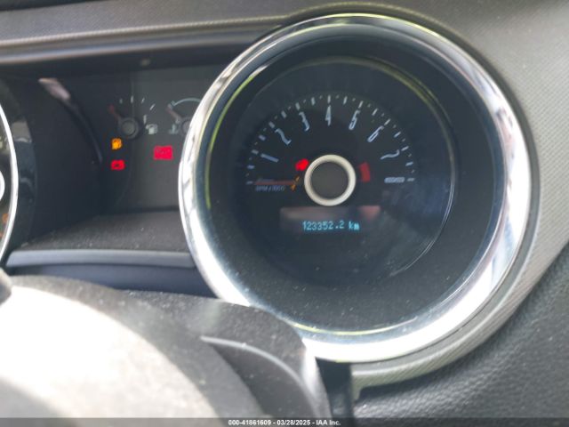 1ZVBP8AM5E5284026 Ford Mustang V6