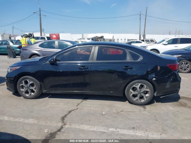 3KPF24AD8LE200150 KIA Forte Lxs