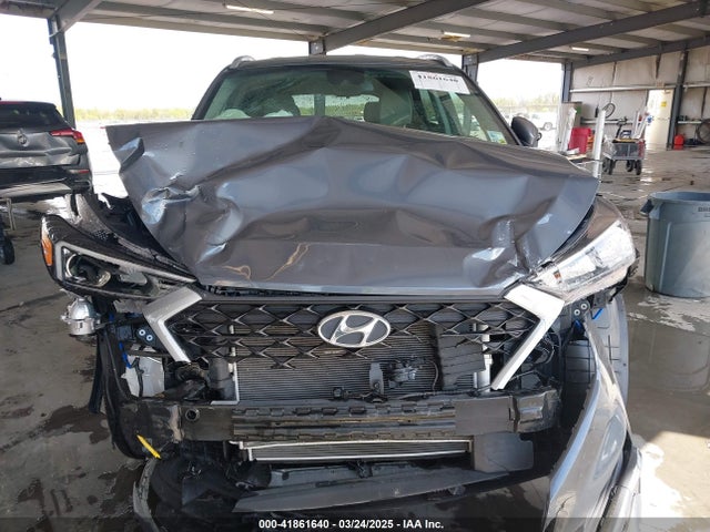 KM8J33A45MU296738 Hyundai Tucson Value